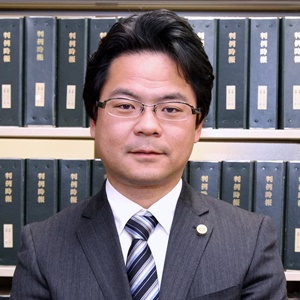 西日本綜合法律事務所 代表宮地 慎二