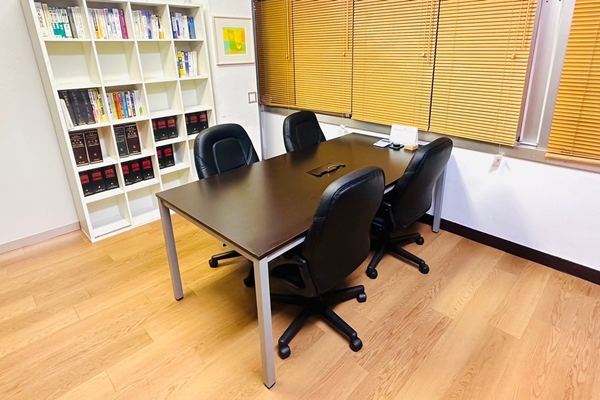 あかがね法律事務所オフィス